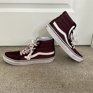 Maroon vans women’s 7 men’s 5.5
